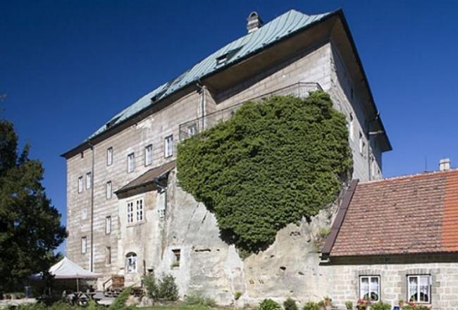 Hrad Houska