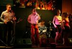 Dum Doobie Doobie band živě